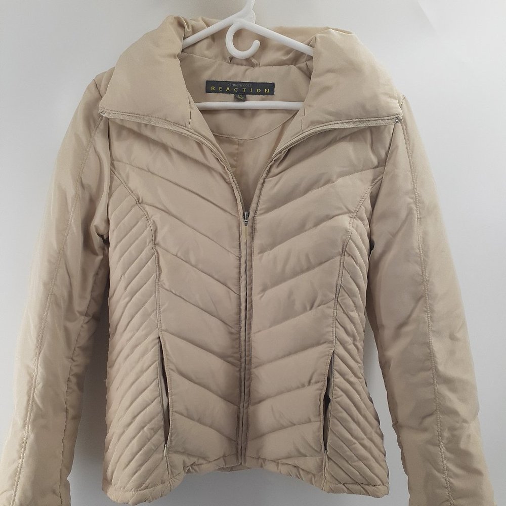 Kenneth Cole Reaction Cream Down Jacket SZ small